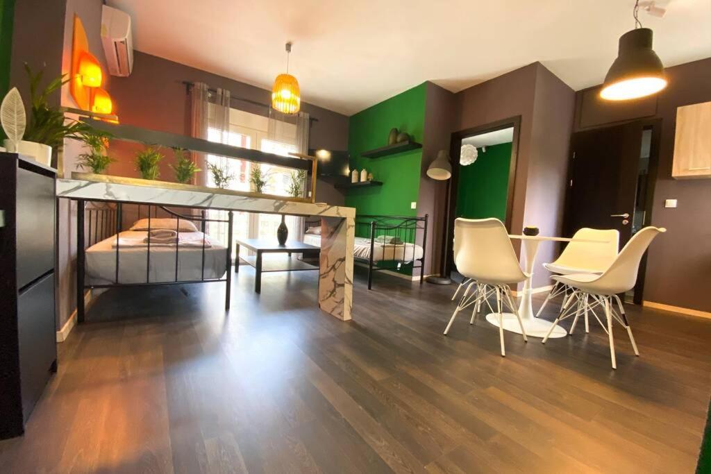 Green Apartment With View Comotini Exterior foto